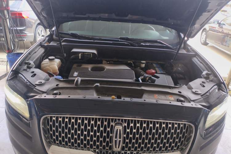 Used Lincoln Nautilus 2021 2.0T Four-Wheel Drive Luxury Edition Engine Bay