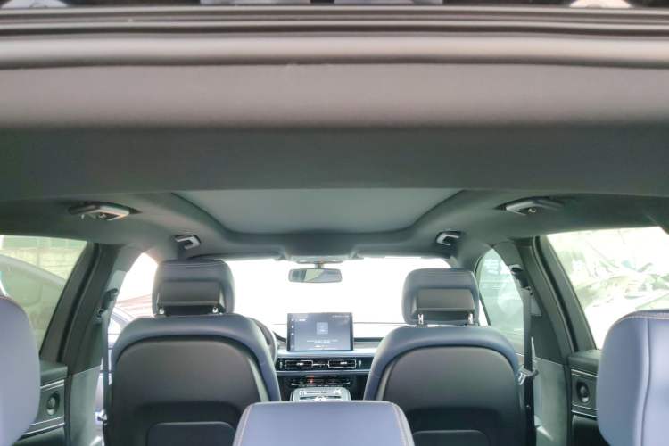 Used Lincoln Nautilus 2021 2.7T Four-Wheel Drive Prestige Edition Headliner
