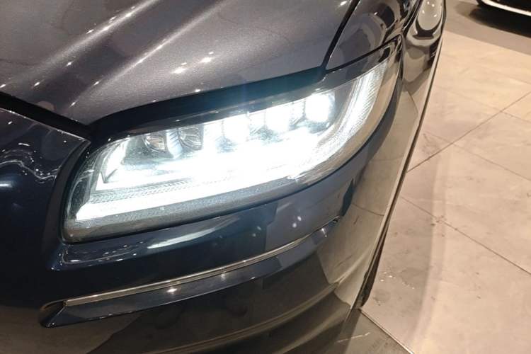 Used Lincoln Nautilus 2021 2.7T Four-Wheel Drive Prestige Edition Left Front Headlight