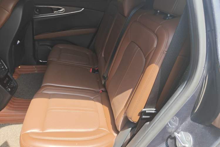 Used Lincoln Nautilus 2021 2.7T Four-Wheel Drive Prestige Edition Left Rear Seat