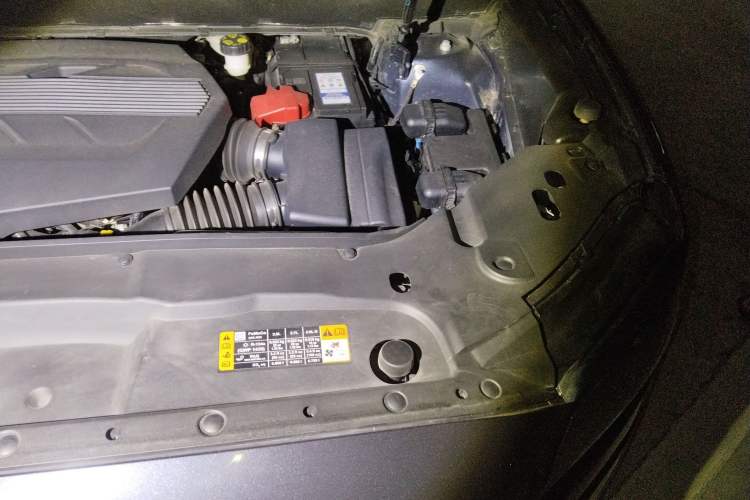 Used Lincoln Nautilus 2021 2.7T Four-Wheel Drive Prestige Edition Engine Bay Left