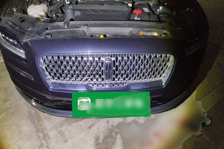 Used Lincoln Nautilus 2021 2.7T Four-Wheel Drive Prestige Edition Engine Bay