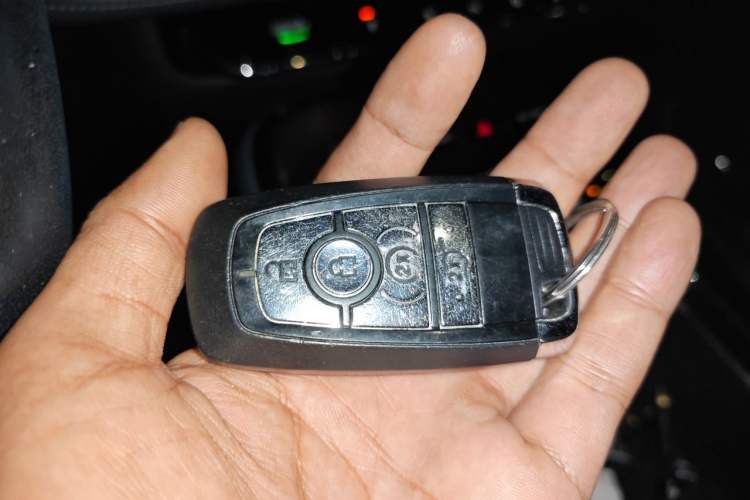 Used Lincoln Nautilus 2021 2.0T Four-Wheel Drive Luxury Edition Vehicle Key