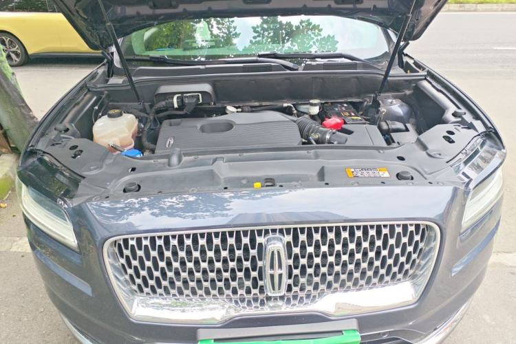 Used Lincoln Nautilus 2021 2.0T Four-Wheel Drive Luxury Edition Engine Bay