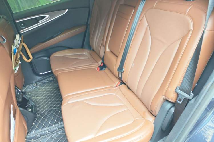 Used Lincoln Nautilus 2021 2.0T Four-Wheel Drive Luxury Edition Left Rear Seat