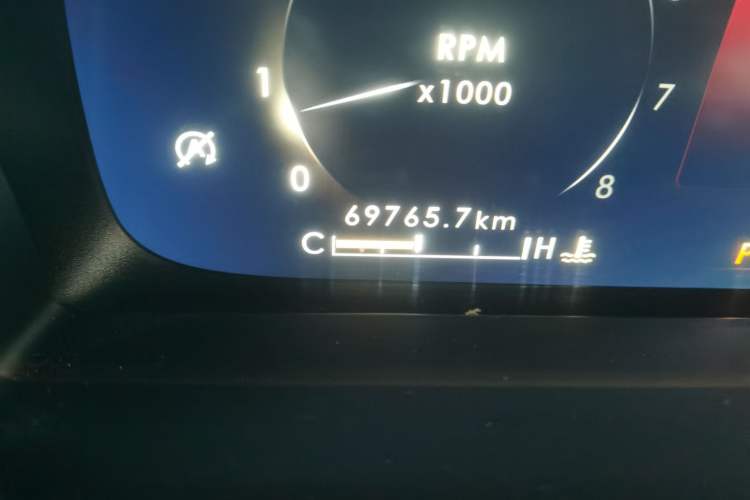 Used Lincoln Nautilus 2021 2.0T Four-Wheel Drive Luxury Edition Odometer Close Up