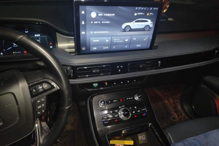 Used Lincoln Nautilus 2021 2.0T Four-Wheel Drive Luxury Edition Audio And AC Panel