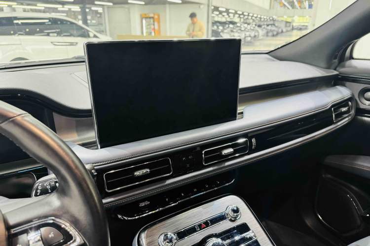 Used Lincoln Nautilus 2021 2.0T Four-Wheel Drive Luxury Edition Audio And AC Panel