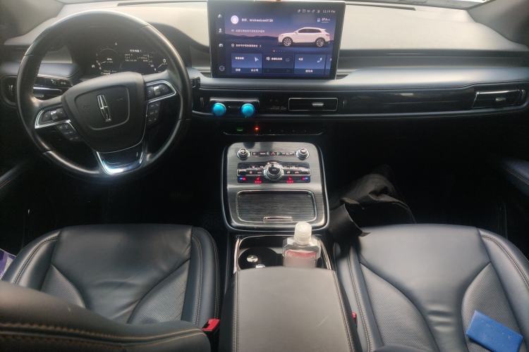 Used Lincoln Nautilus 2021 2.0T Four-Wheel Drive Luxury Edition Center Console