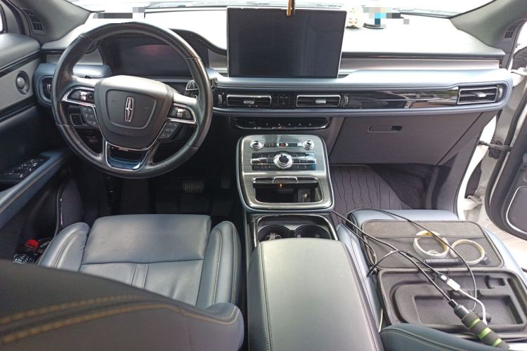 Used Lincoln Nautilus 2021 2.7T Four-Wheel Drive Prestige Edition Center Console