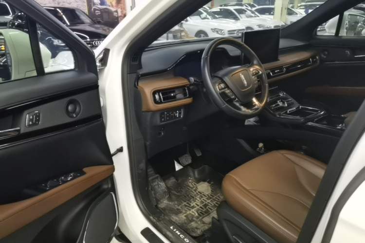 Used Lincoln Nautilus 2021 2.0T Four-Wheel Drive Luxury Edition Driver Seat