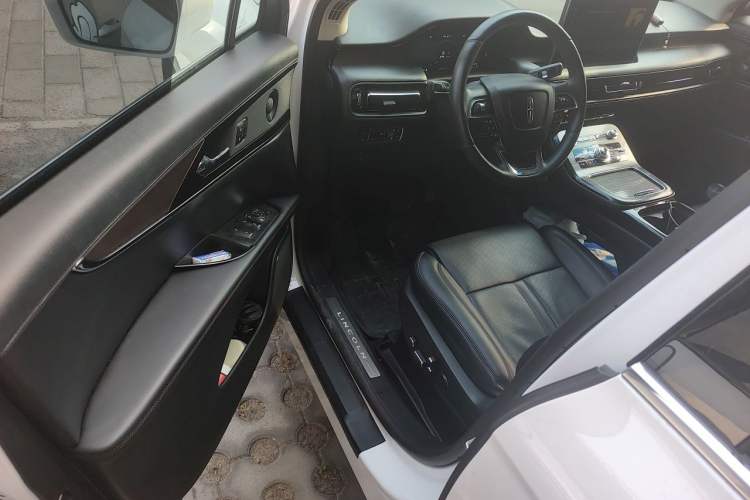 Used Lincoln Nautilus 2021 Revised Version 2.7T Four-Wheel Drive Prestige Edition Driver Seat