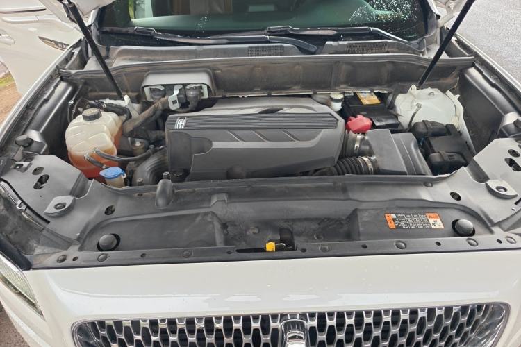 Used Lincoln Nautilus 2021 2.7T Four-Wheel Drive Prestige Edition Engine Bay