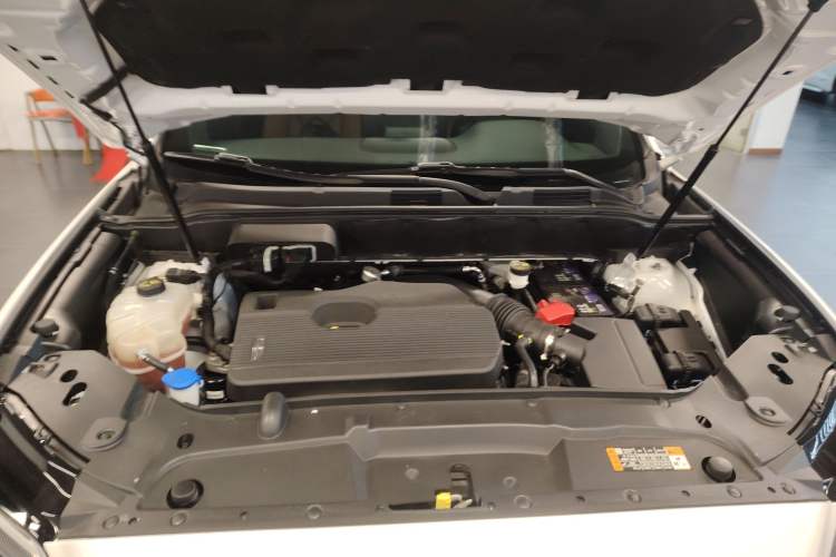 Used Lincoln Nautilus 2021 2.0T Four-Wheel Drive Luxury Edition Engine Bay