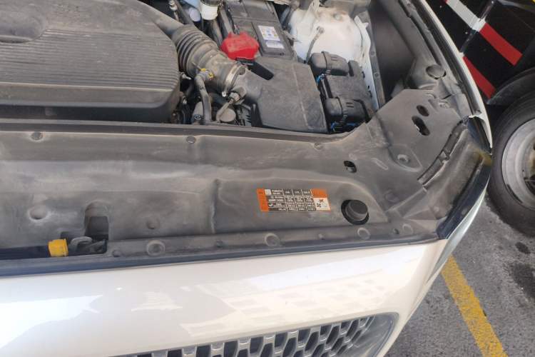 Used Lincoln Nautilus 2021 2.0T Four-Wheel Drive Luxury Edition Engine Bay Left