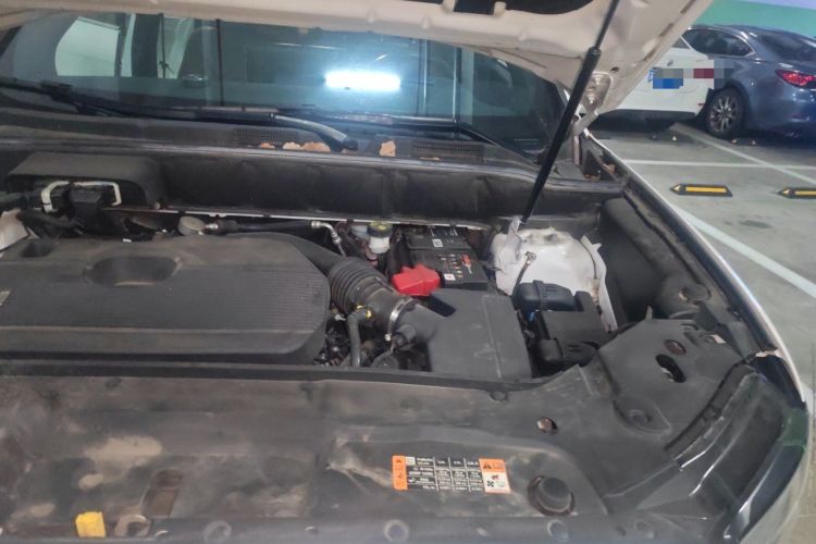 Used Lincoln Nautilus 2021 2.0T Four-Wheel Drive Luxury Edition Engine Bay Left