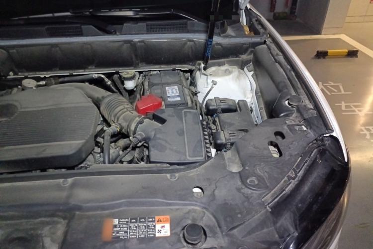 Used Lincoln Nautilus 2021 2.0T Four-Wheel Drive Luxury Edition Engine Bay Left