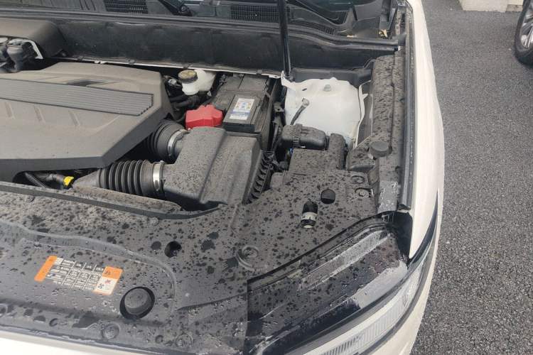 Used Lincoln Nautilus 2021 2.7T Four-Wheel Drive Prestige Edition Engine Bay Left