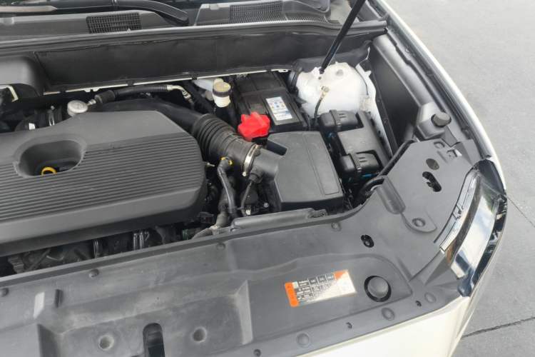 Used Lincoln Nautilus 2021 2.0T Four-Wheel Drive Luxury Edition Engine Bay Left