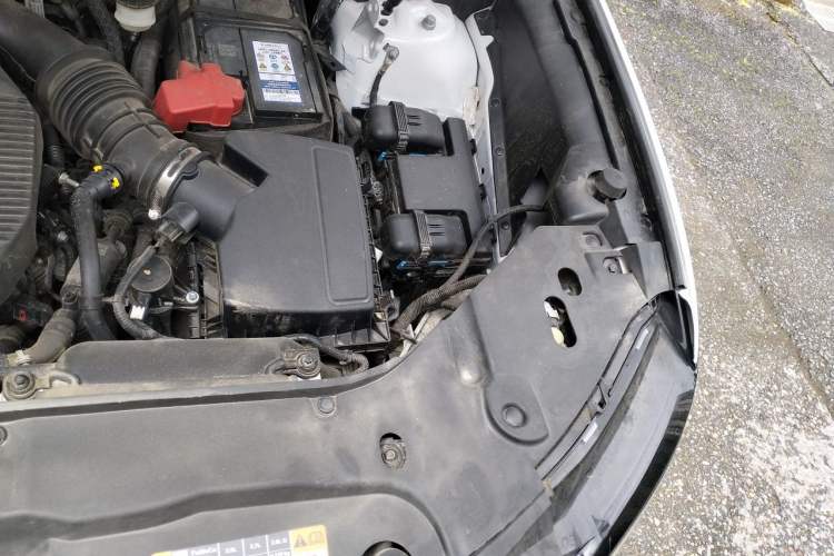 Used Lincoln Nautilus 2021 2.0T Four-Wheel Drive Luxury Edition Engine Bay Left