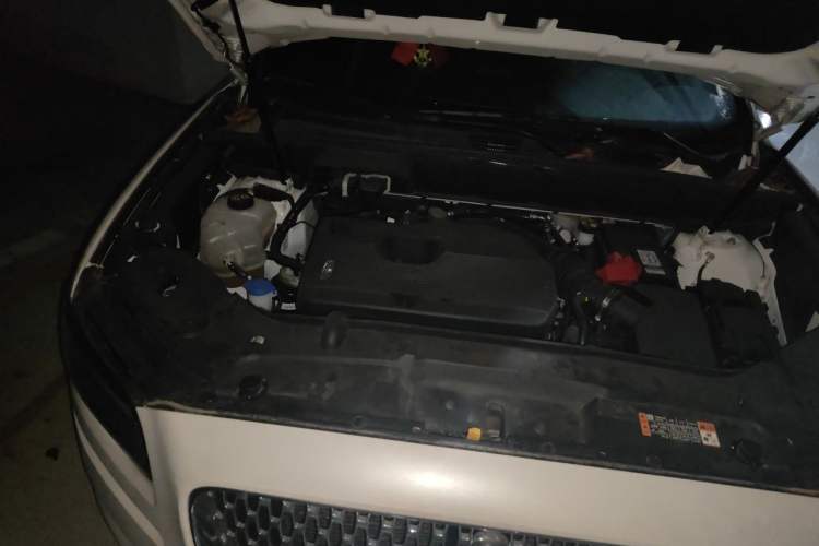 Used Lincoln Nautilus 2021 2.0T Four-Wheel Drive Luxury Edition Engine Bay Right