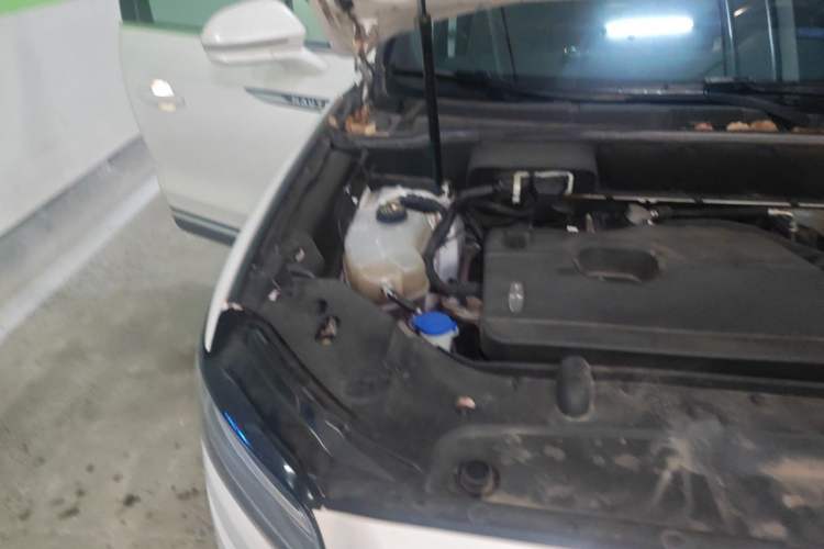 Used Lincoln Nautilus 2021 2.0T Four-Wheel Drive Luxury Edition Engine Bay Right