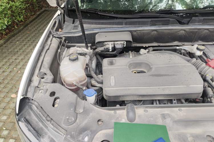 Used Lincoln Nautilus 2021 2.0T Four-Wheel Drive Luxury Edition Engine Bay Right