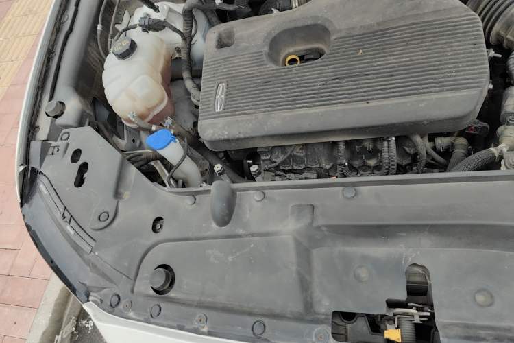 Used Lincoln Nautilus 2021 2.0T Four-Wheel Drive Luxury Edition Engine Bay Right