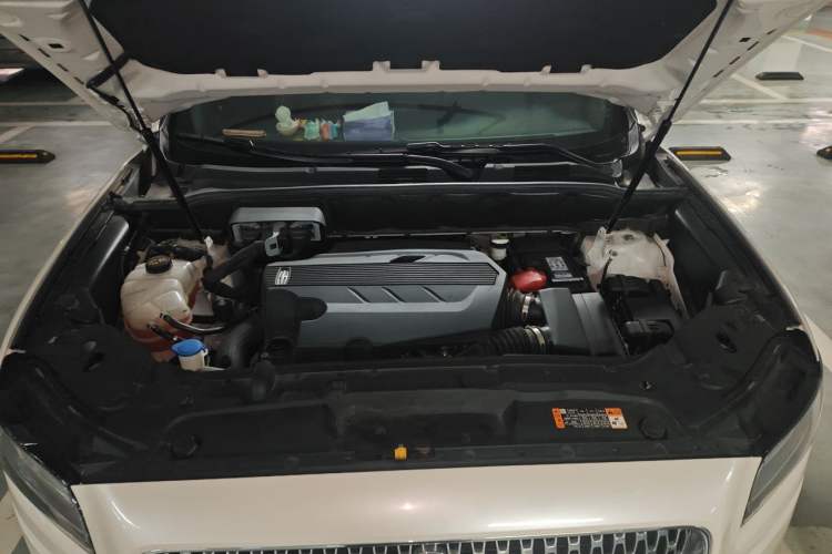 Used Lincoln Nautilus 2021 Revised Version 2.7T Four-Wheel Drive Prestige Edition Engine Bay