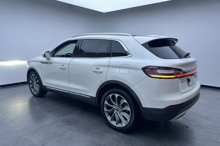 Used Lincoln Nautilus 2021 2.0T Four-Wheel Drive Luxury Edition Exterior 4