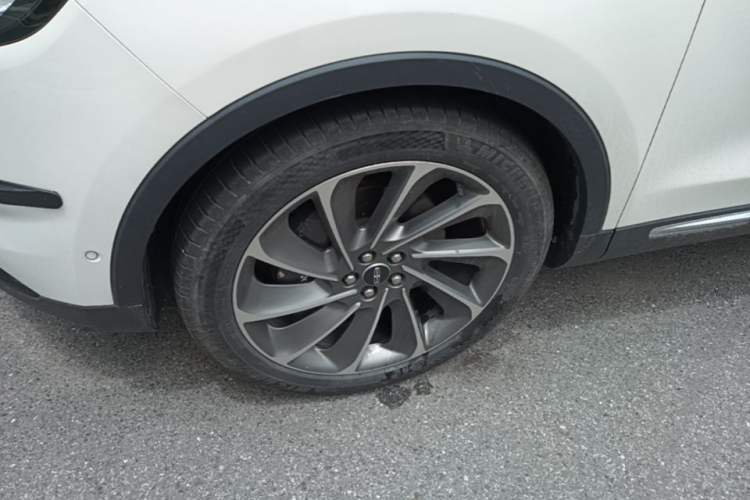 Used Lincoln Nautilus 2021 2.7T Four-Wheel Drive Prestige Edition Exterior 4