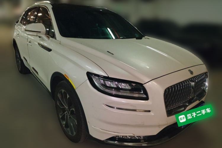 Used Lincoln Nautilus 2021 2.0T Four-Wheel Drive Luxury Edition Front Right 45 Deg