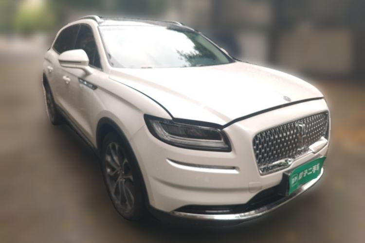 Used Lincoln Nautilus 2021 2.0T Four-Wheel Drive Luxury Edition Front Right 45 Deg