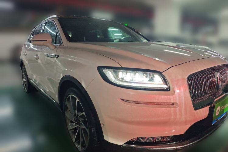 Used Lincoln Nautilus 2021 2.7T Four-Wheel Drive Prestige Edition Front Right 45 Deg