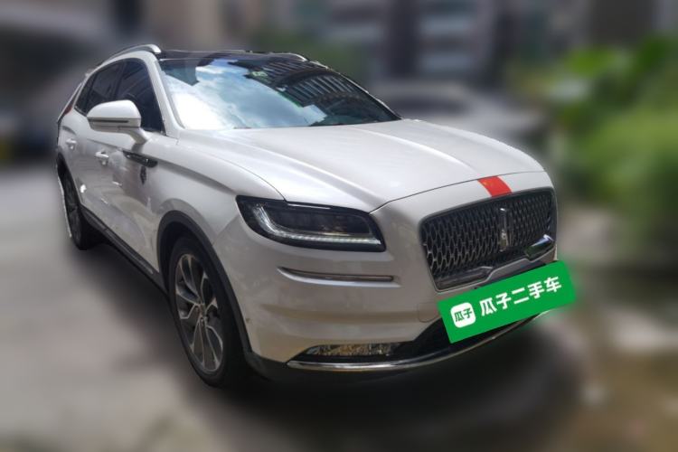 Used Lincoln Nautilus 2021 2.0T Four-Wheel Drive Luxury Edition Front Right 45 Deg