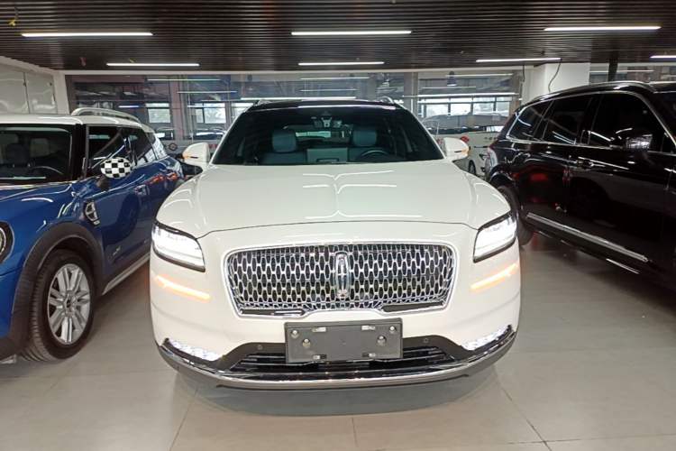 Used Lincoln Nautilus 2021 2.0T Four-Wheel Drive Luxury Edition Front