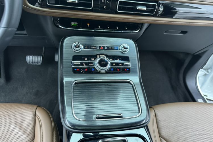 Used Lincoln Nautilus 2021 2.0T Four-Wheel Drive Luxury Edition Gear Lever