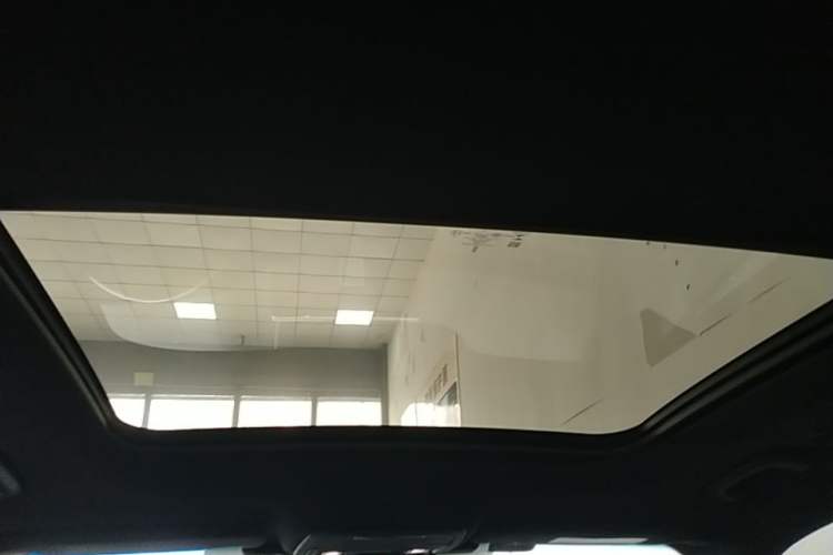 Used Lincoln Nautilus 2021 2.7T Four-Wheel Drive Prestige Edition Headliner