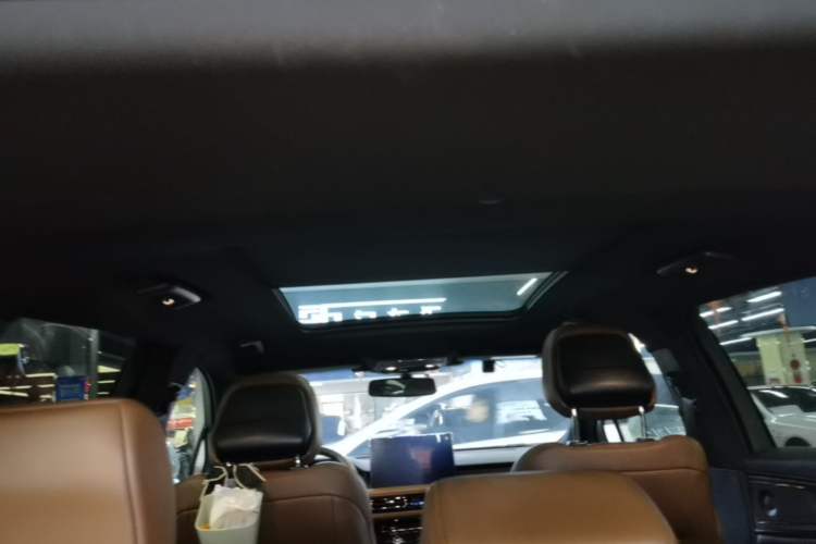 Used Lincoln Nautilus 2021 2.0T Four-Wheel Drive Luxury Edition Headliner