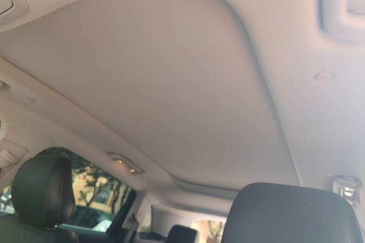 Used Lincoln Nautilus 2021 2.0T Four-Wheel Drive Luxury Edition Headliner