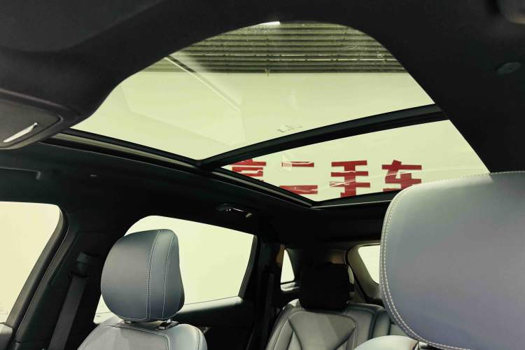 Used Lincoln Nautilus 2021 2.0T Four-Wheel Drive Luxury Edition Headliner