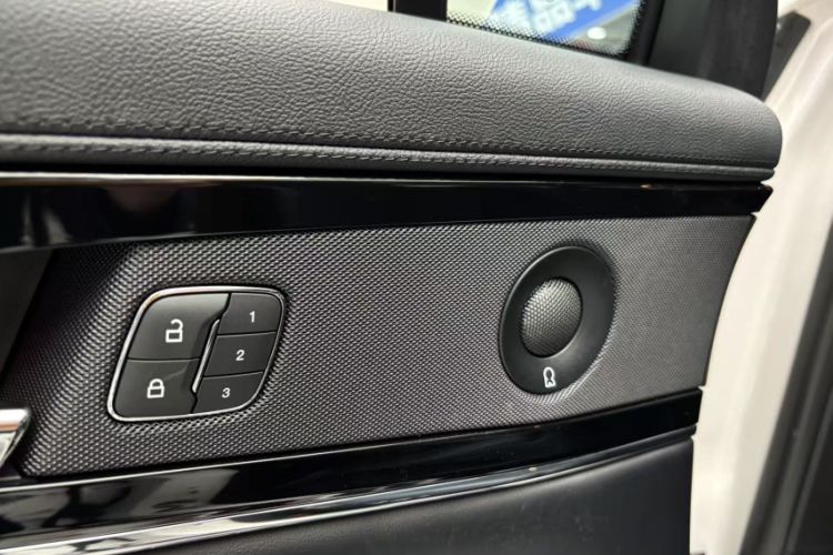 Used Lincoln Nautilus 2021 2.7T Four-Wheel Drive Prestige Edition Interior 1