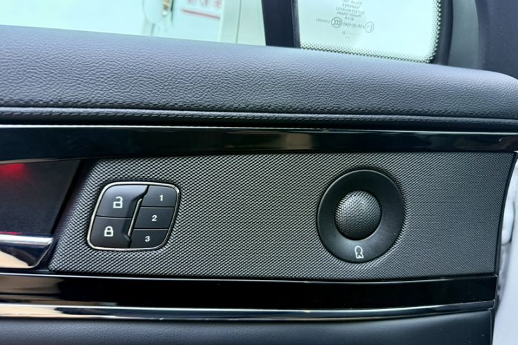 Used Lincoln Nautilus 2021 2.0T Four-Wheel Drive Luxury Edition Interior 10