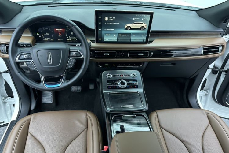Used Lincoln Nautilus 2021 2.0T Four-Wheel Drive Luxury Edition Interior 3