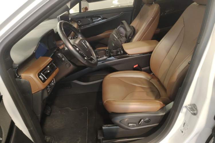 Used Lincoln Nautilus 2021 2.0T Four-Wheel Drive Luxury Edition Left Front Seat
