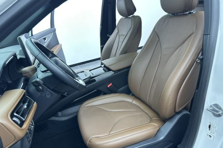 Used Lincoln Nautilus 2021 2.0T Four-Wheel Drive Luxury Edition Left Front Seat