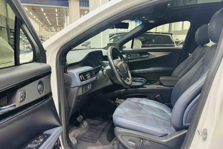 Used Lincoln Nautilus 2021 2.0T Four-Wheel Drive Luxury Edition Left Front Seat