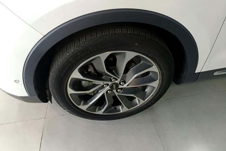 Used Lincoln Nautilus 2021 2.0T Four-Wheel Drive Luxury Edition Left Front Wheel Hub