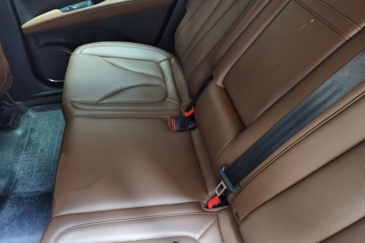 Used Lincoln Nautilus 2021 2.0T Four-Wheel Drive Luxury Edition Left Rear Seat