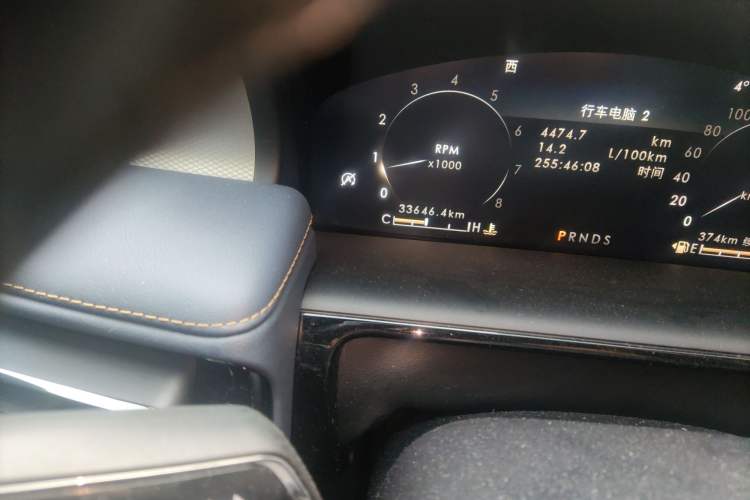 Used Lincoln Nautilus 2021 2.0T Four-Wheel Drive Luxury Edition Odometer Close Up